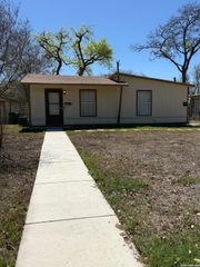 258 Cliffwood, San Antonio, TX 78213