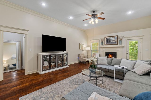 105 Morrell Cir., Hattiesburg, MS 39402