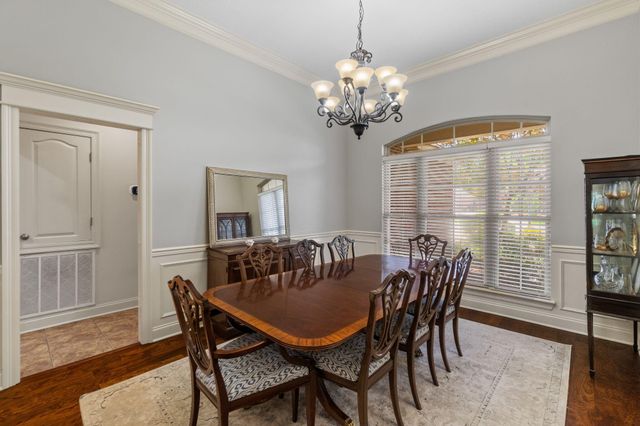 105 Morrell Cir., Hattiesburg, MS 39402