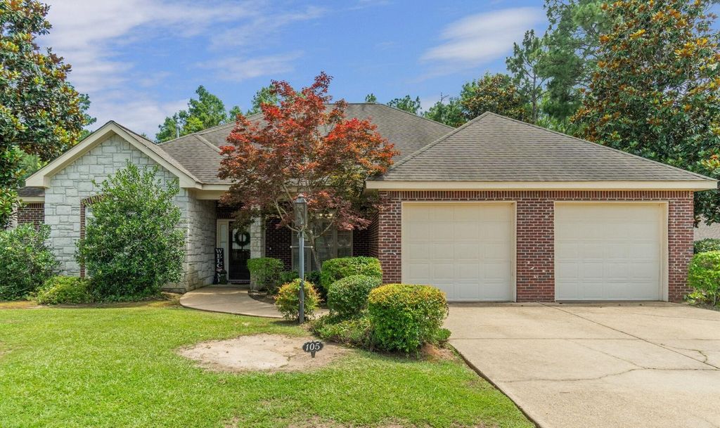 105 Morrell Cir., Hattiesburg, MS 39402