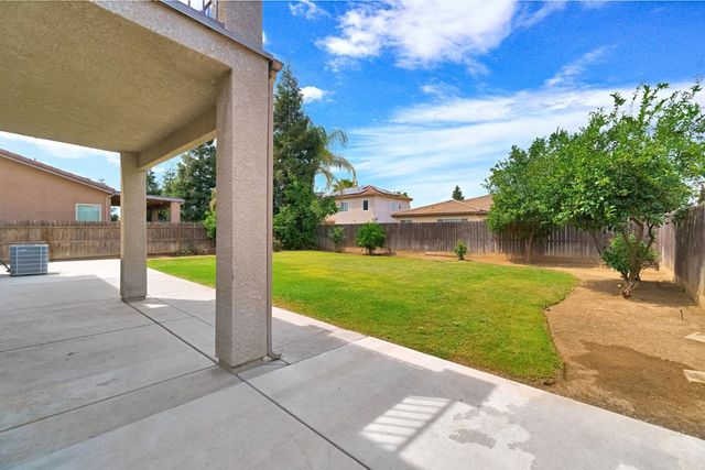 7382 E Fedora Avenue, Fresno, CA 93737