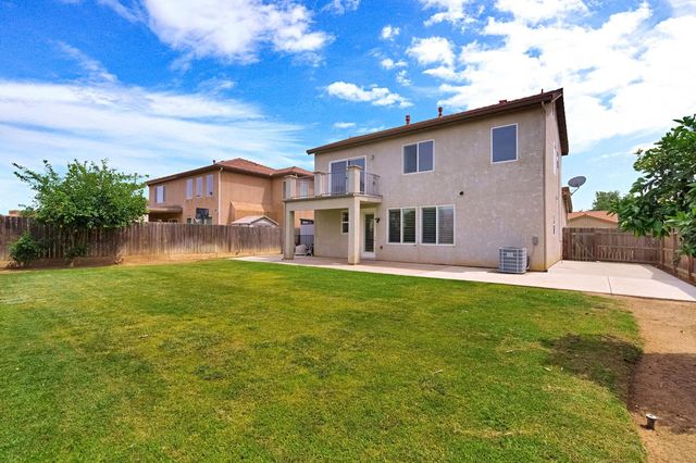 7382 E Fedora Avenue, Fresno, CA 93737