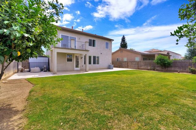 7382 E Fedora Avenue, Fresno, CA 93737