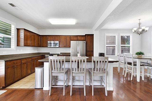7382 E Fedora Avenue, Fresno, CA 93737