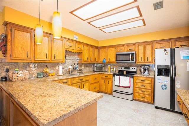 116 W Kerria Avenue, Mcallen, TX 78501