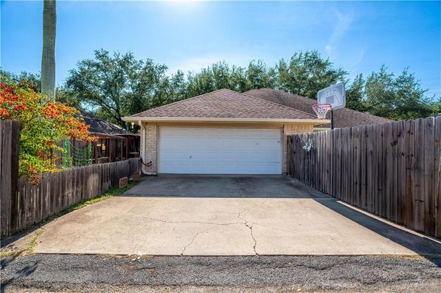 116 W Kerria Avenue, Mcallen, TX 78501