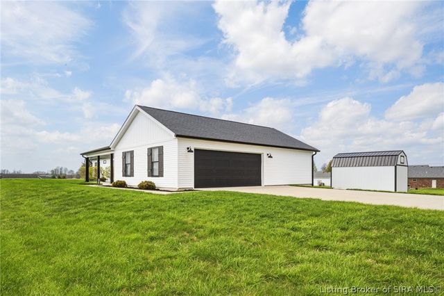 8301 Salem Church Road, Charlestown, IN 47111