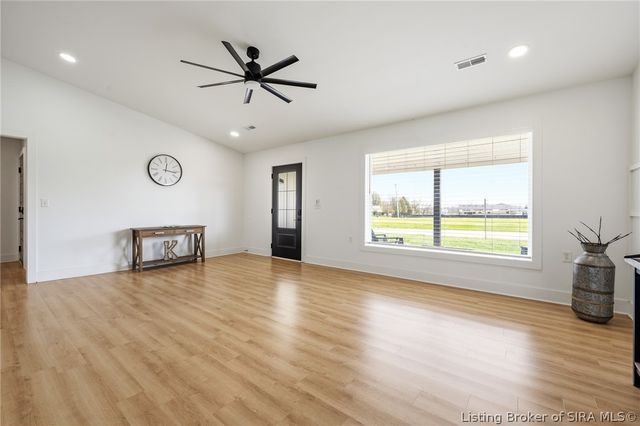 8301 Salem Church Road, Charlestown, IN 47111