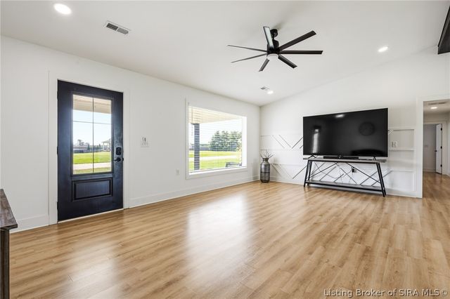 8301 Salem Church Road, Charlestown, IN 47111