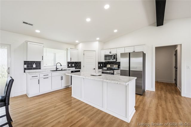 8301 Salem Church Road, Charlestown, IN 47111