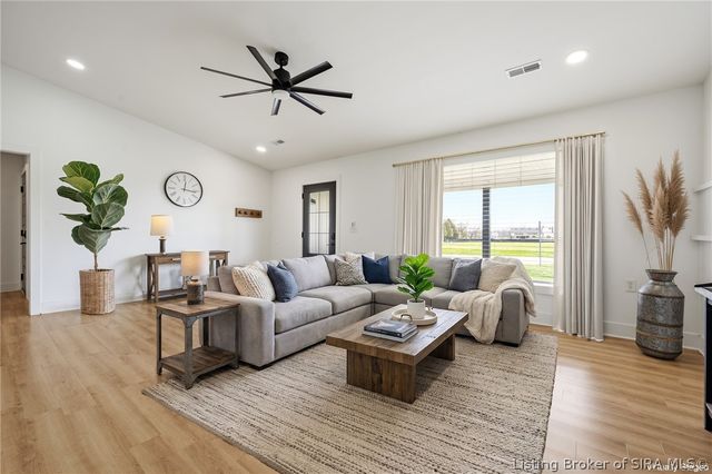 8301 Salem Church Road, Charlestown, IN 47111