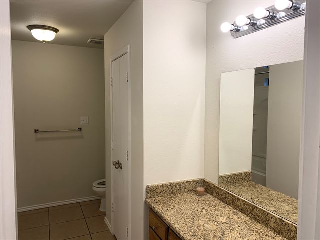1021 Olivewood Lane, Fort Worth, TX 76140