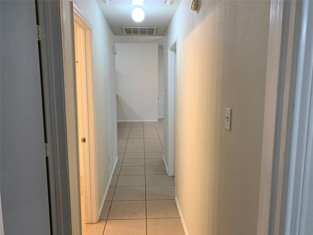 1021 Olivewood Lane, Fort Worth, TX 76140