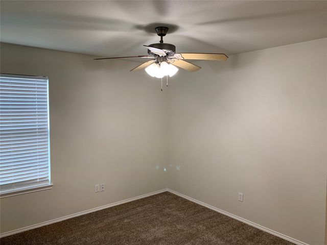 1021 Olivewood Lane, Fort Worth, TX 76140