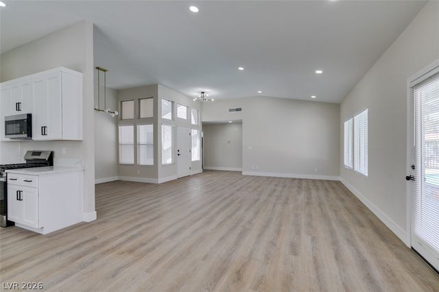 272 Grand Teton Drive, Henderson, NV 89074