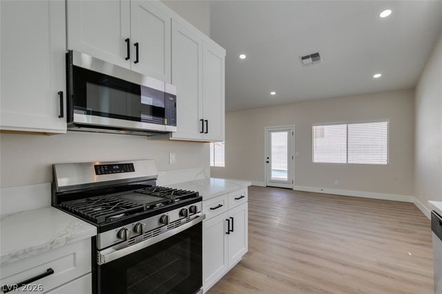 272 Grand Teton Drive, Henderson, NV 89074