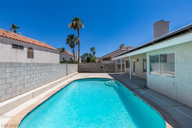 272 Grand Teton Drive, Henderson, NV 89074