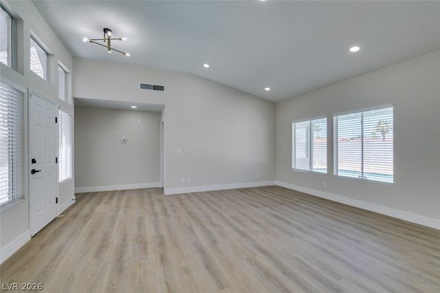 272 Grand Teton Drive, Henderson, NV 89074