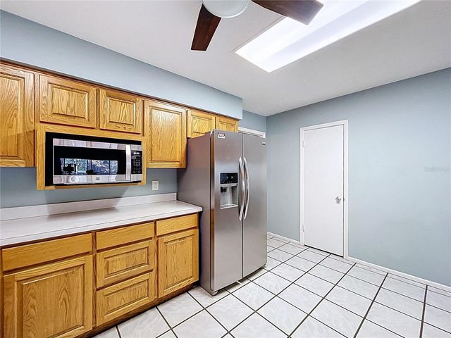 1601 N RIVERHILLS DRIVE, Temple Terrace, FL 33617