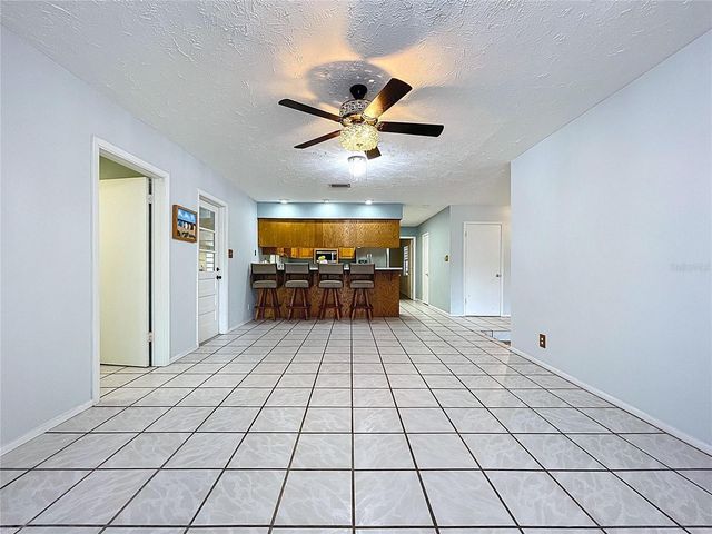 1601 N RIVERHILLS DRIVE, Temple Terrace, FL 33617