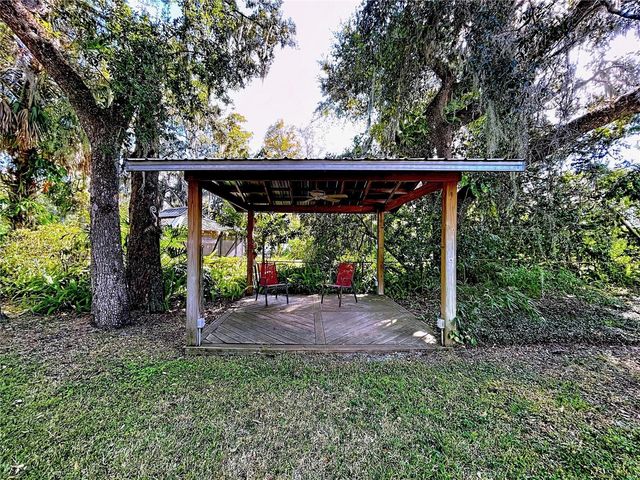 1601 N RIVERHILLS DRIVE, Temple Terrace, FL 33617