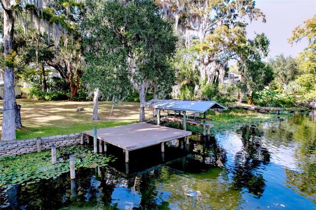 1601 N RIVERHILLS DRIVE, Temple Terrace, FL 33617