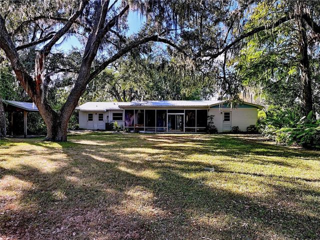 1601 N RIVERHILLS DRIVE, Temple Terrace, FL 33617