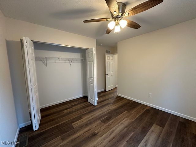 210 Granada Avenue, Youngstown, OH 44504