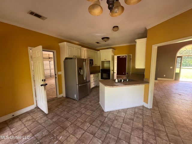 4253 Highway 43, Canton, MS 39046