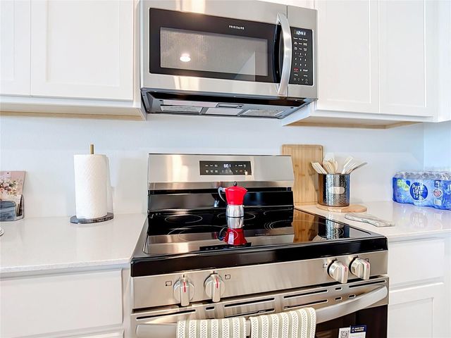 2526 AVEENO AVENUE, Haines City, FL 33844