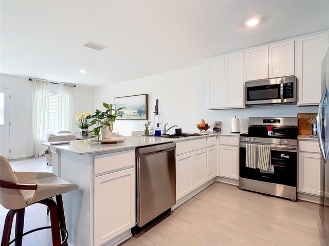 2526 AVEENO AVENUE, Haines City, FL 33844
