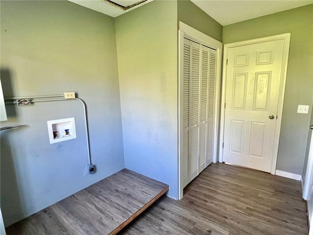 101 S 9th Terrace, Odessa, MO 64076