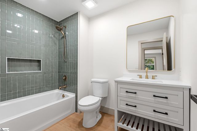 207 Oakmont Drive, Boiling Springs, SC 29316