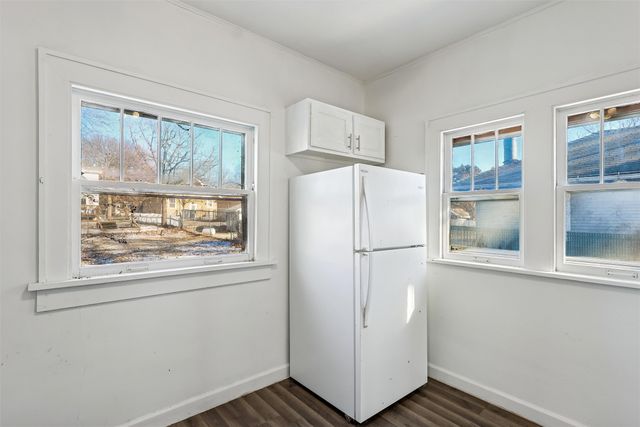 730 Guthrie Avenue, Des Moines, IA 50316