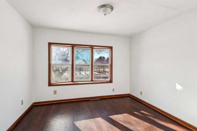 730 Guthrie Avenue, Des Moines, IA 50316