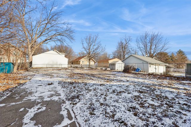730 Guthrie Avenue, Des Moines, IA 50316