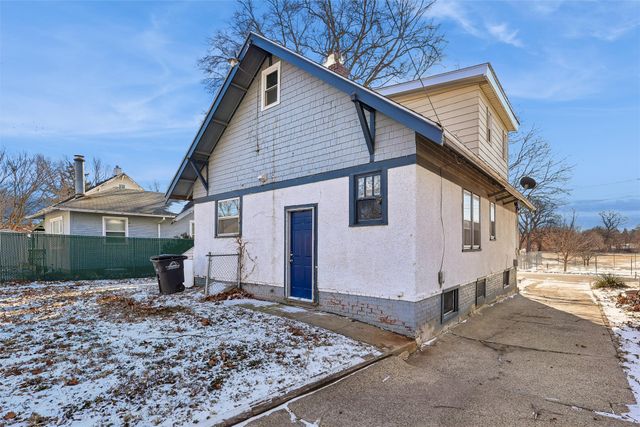 730 Guthrie Avenue, Des Moines, IA 50316