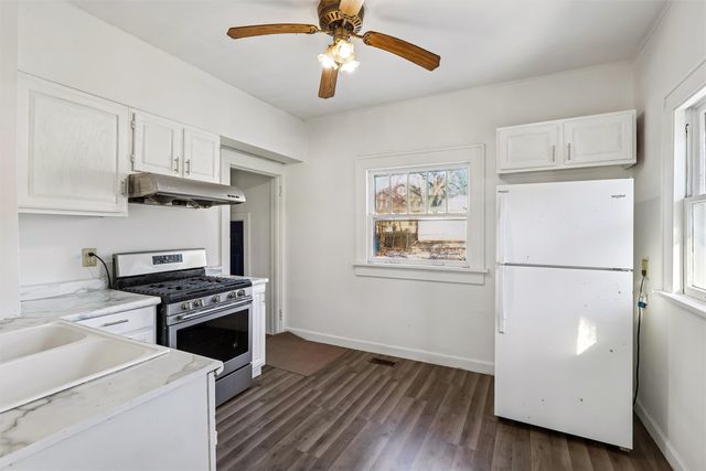 730 Guthrie Avenue, Des Moines, IA 50316