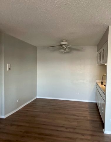 7537 175th Street 534, Tinley Park, IL 60477