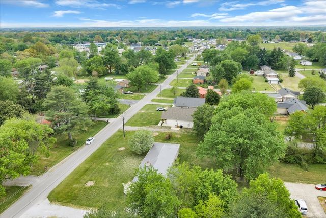 829 Luttrell Ave, Smithville, TN 37166