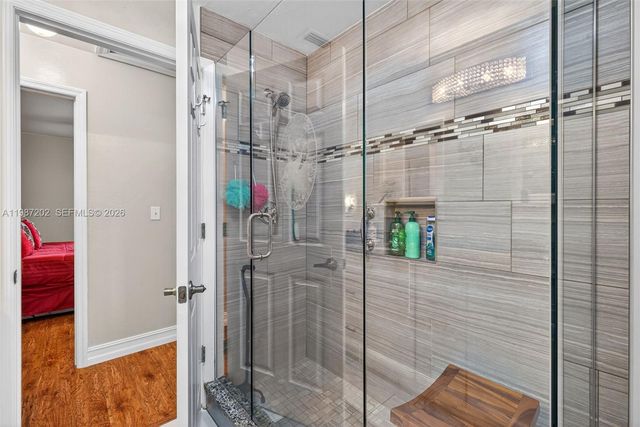 432 NE 18th Ave, Cape Coral, FL 33909