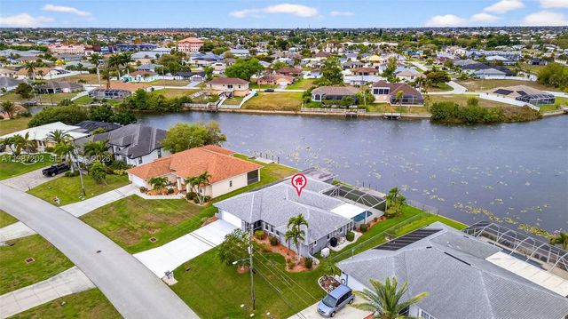 432 NE 18th Ave, Cape Coral, FL 33909