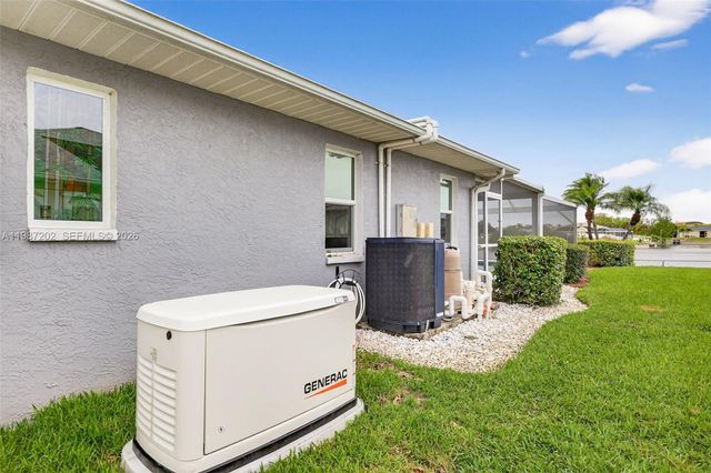 432 NE 18th Ave, Cape Coral, FL 33909