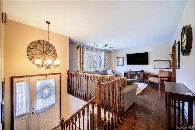 52 Woodland Road, Highland Mills, NY 10930