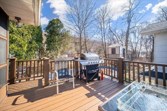 52 Woodland Road, Highland Mills, NY 10930