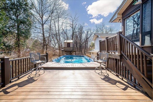 52 Woodland Road, Highland Mills, NY 10930