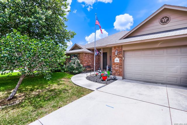 2262 SUN CHASE BLVD, New Braunfels, TX 78130