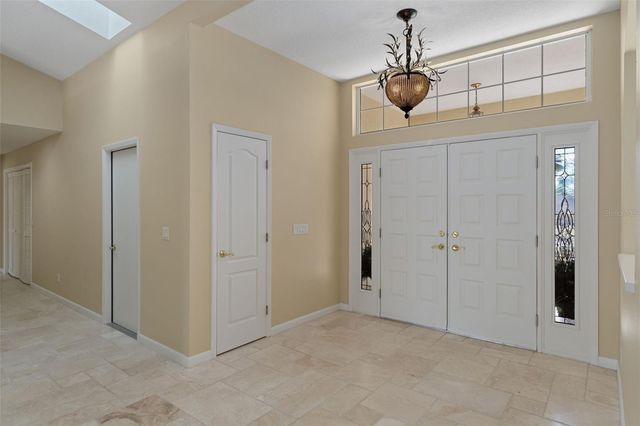 13 S ENCLAVE POINT S, Homosassa, FL 34446