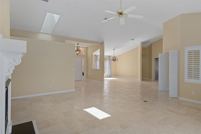 13 S ENCLAVE POINT S, Homosassa, FL 34446
