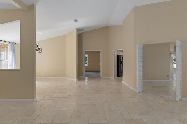 13 S ENCLAVE POINT S, Homosassa, FL 34446
